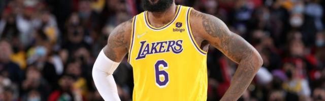 Kaiyun sports-詹姆斯因伤缺席今日比赛 沃格尔：预计他很快复出